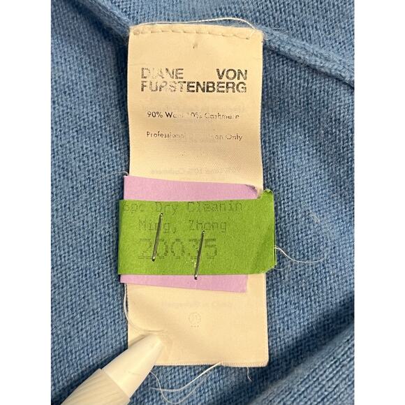 Diane von Furstenberg Wool-Cashmere Knitted Ballet Cloud Blue Wrap Sweater Sz LG - Picture 8 of 12